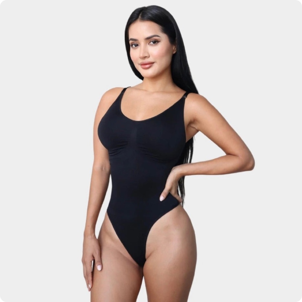New without tags, never worn, did not fit!
